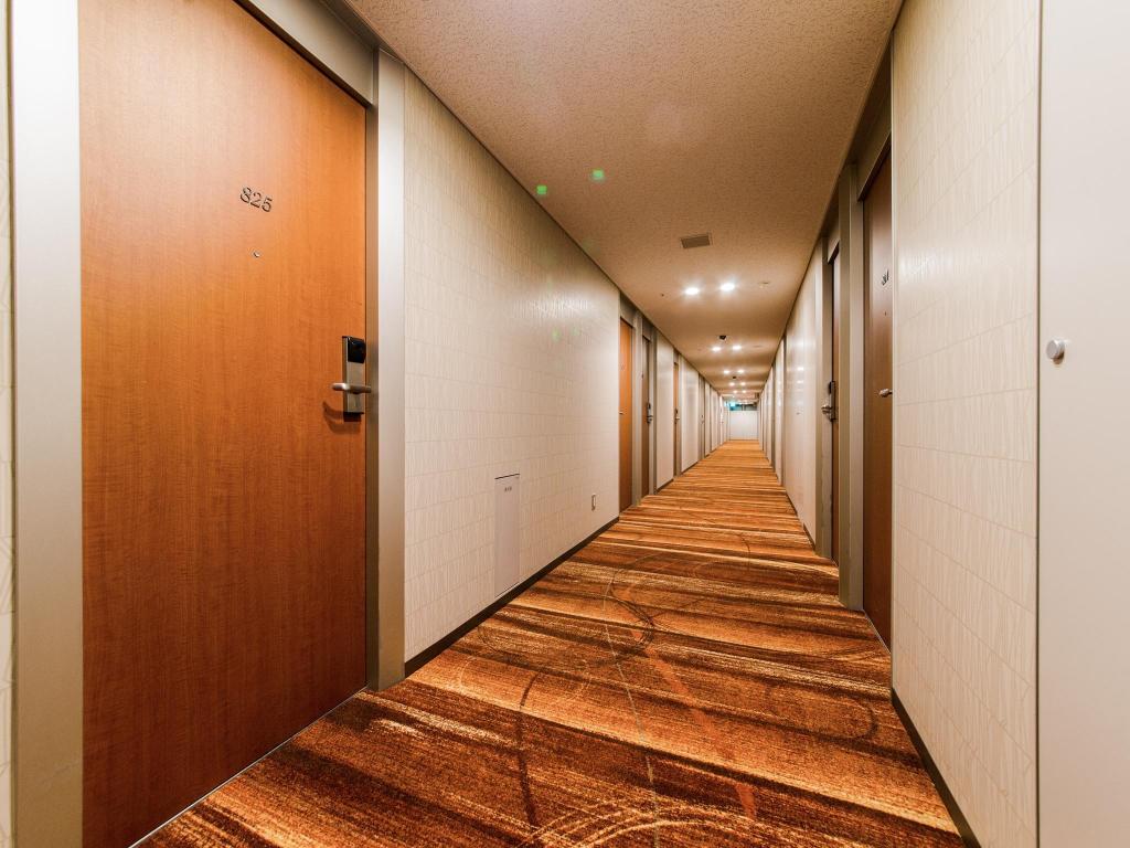 소테츠 프레사 인 히가시 신주쿠 3