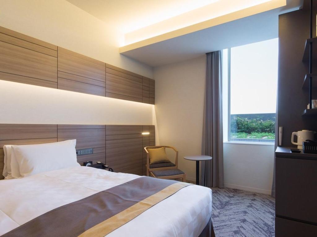 니폰 세이넨칸 호텔 도쿄, 신주쿠 2